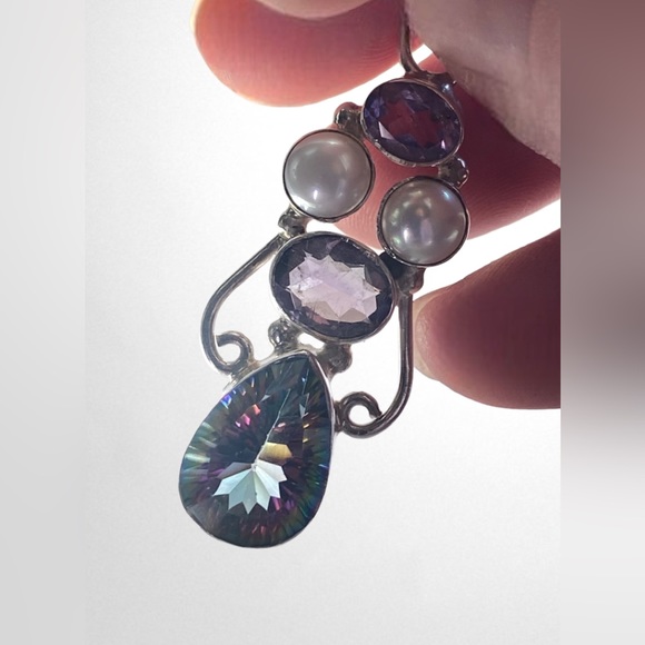 Teardrop Ammolite/Gem Ammonite, Pearl and Amethyst Pendant 925 Sterling - Picture 4 of 5